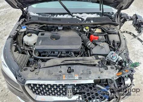 2020 Lincoln Corsair Reserve z USA, uszkodzony, nr VIN 5LMCJ2DH5LUL17073